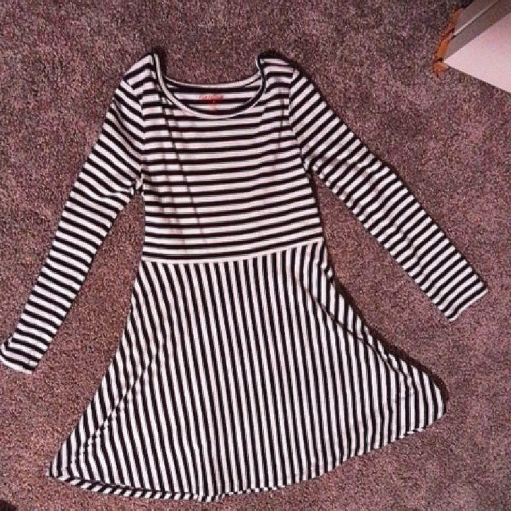 Cat & Jack Black and White Striped Dress